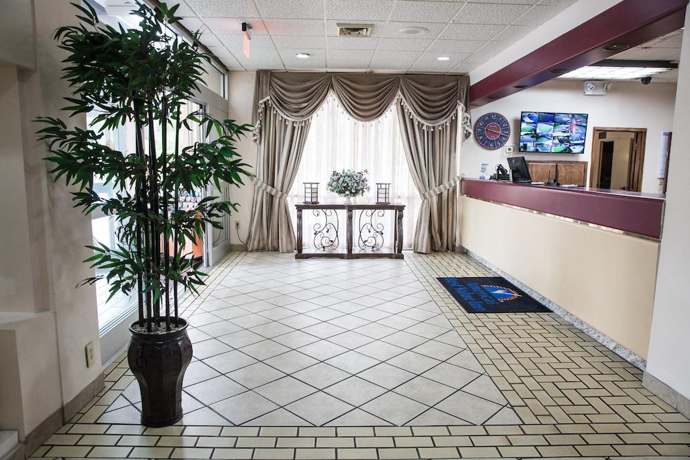 Florence Express Inn Екстериор снимка