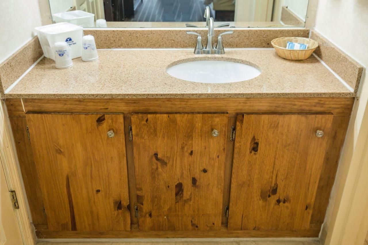 Florence Express Inn Екстериор снимка